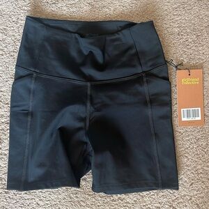 Women’s XS biker shorts